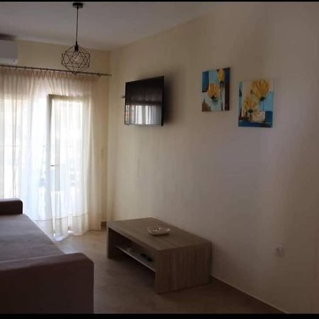 Xanthiotis Apartments Skala Rachoni  ภายนอก รูปภาพ