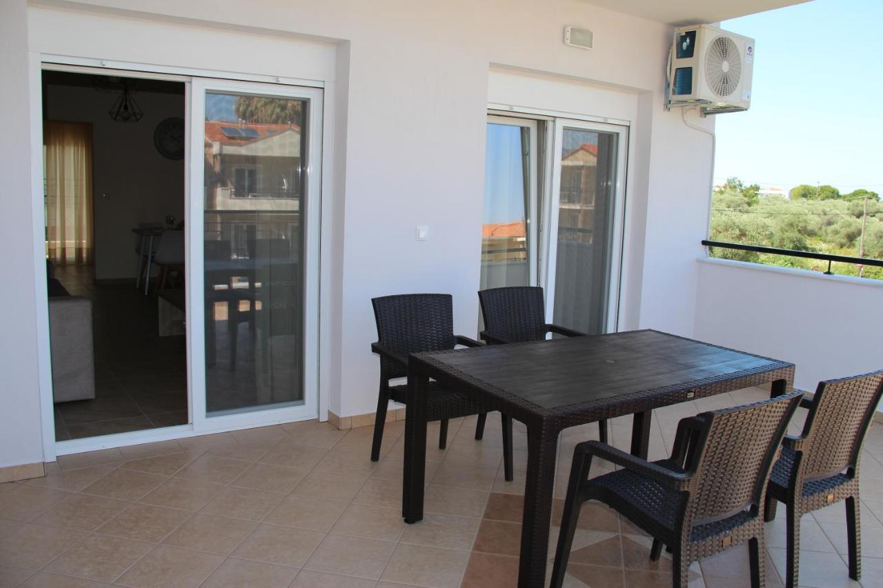 Xanthiotis Apartments Skala Rachoni  ภายนอก รูปภาพ