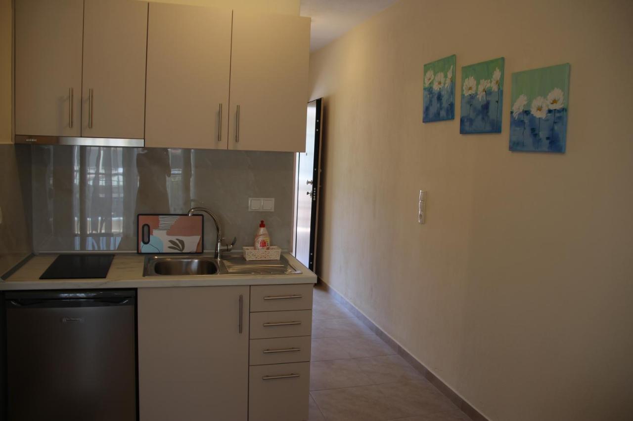 Xanthiotis Apartments Skala Rachoni  ภายนอก รูปภาพ